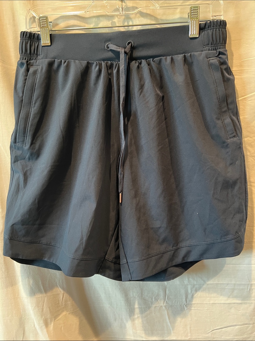 Women’s small Calia navy journey shorts